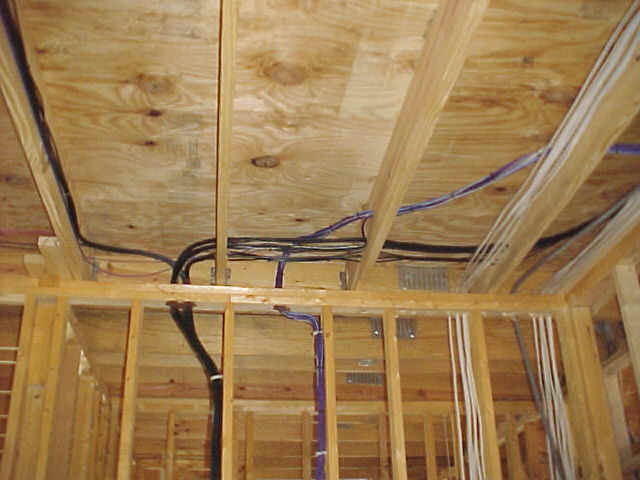 wiring.jpg (56965 bytes)