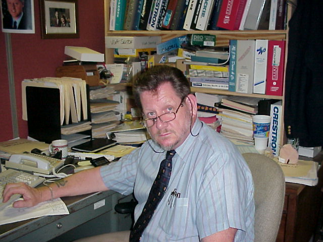 edlarsen.jpg (70991 bytes)