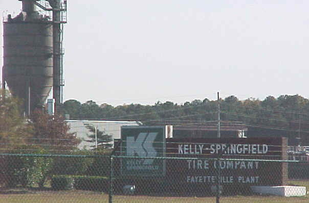 kelly.jpg (22559 bytes)